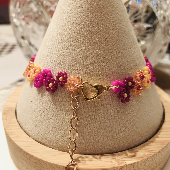 Fall Daisy Mum Bracelet Pink Maroon Flowers Gold Heart fashion minimalist NEW - Picture 4 of 6